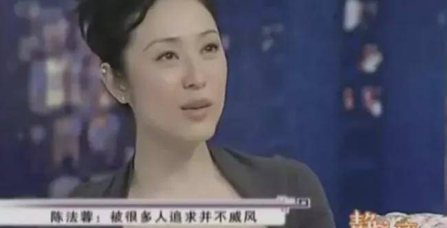 被叫"万人骑"的她,成为富豪玩物,至今无人敢娶_陈法蓉_香港_刘德华