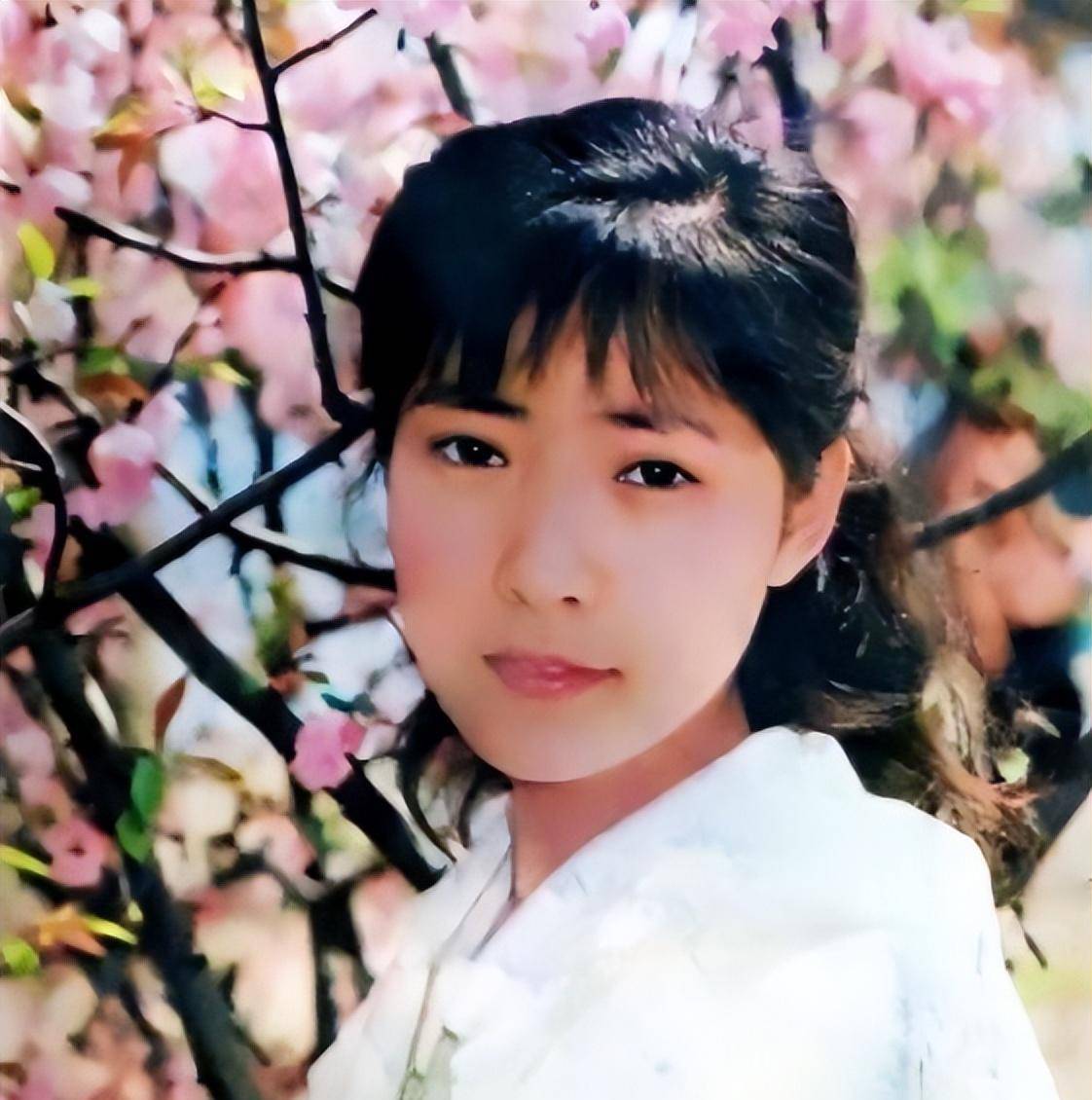 沈丹萍:与张铁林分手后,为嫁老外与家人狠心决裂,如今怎么样了_父母