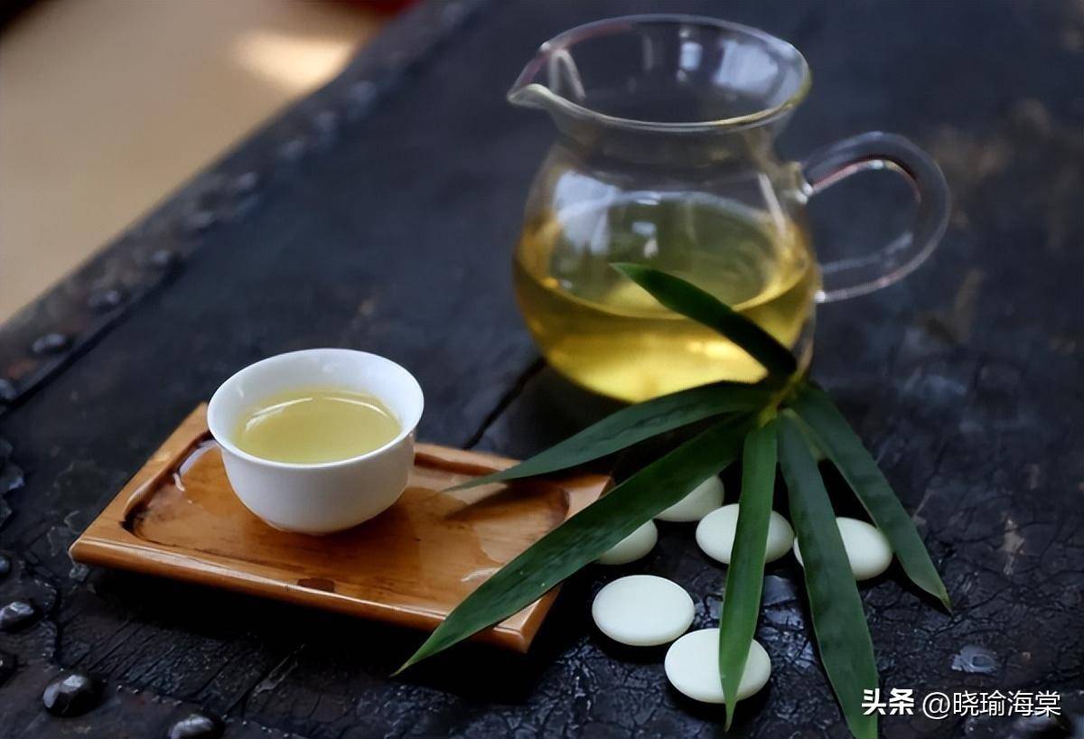 "反向喝茶"不可取,奉劝爱喝茶的人,尽量远离喝茶时的4个误区_茶叶