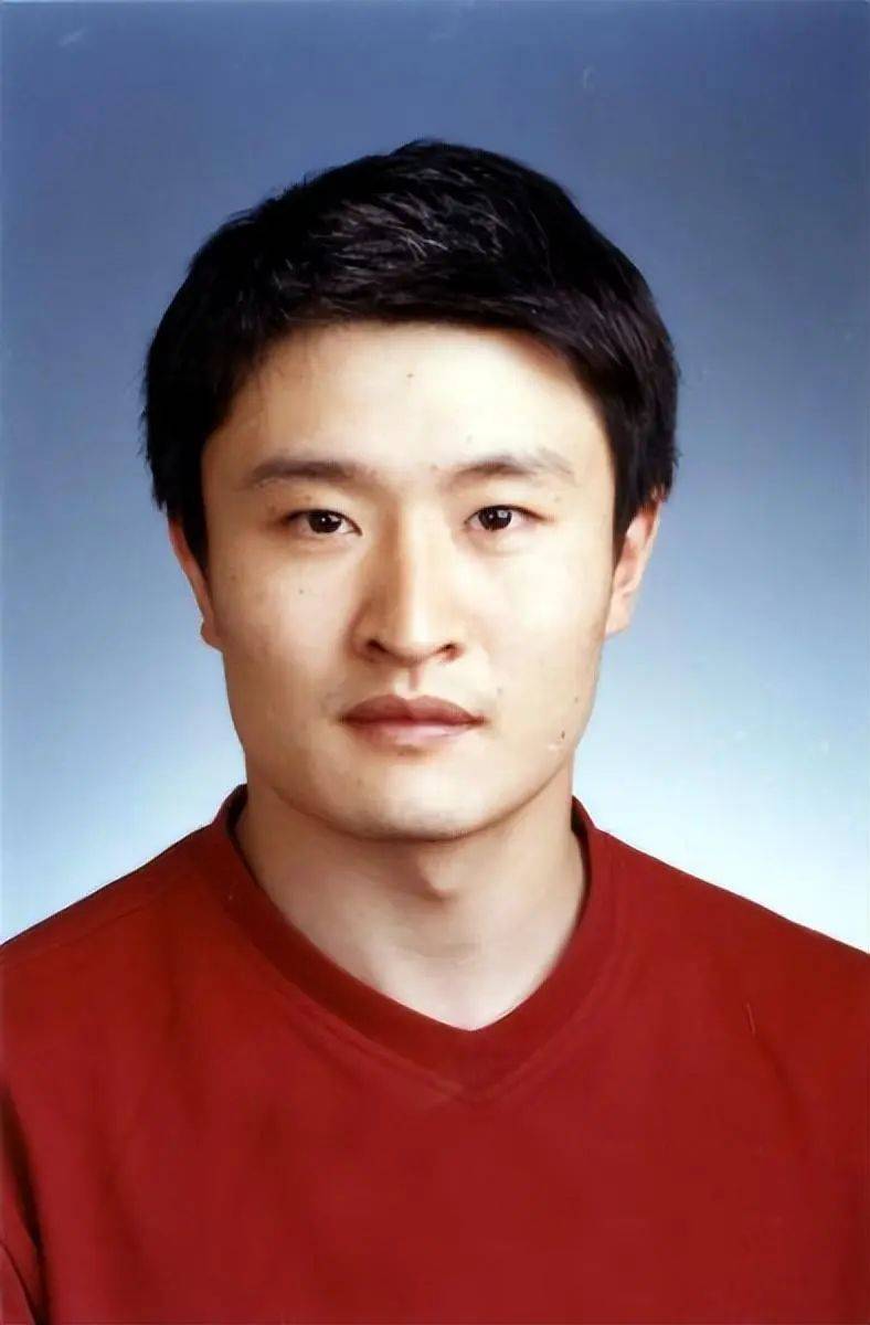 跳水冠军王克楠:郭晶晶的初恋,车祸早逝,遗孀单身替他养父母_项目