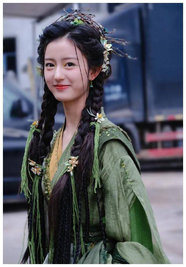 裴佳欣是个很有潜力的年轻演员,虽然戏份不多,但在