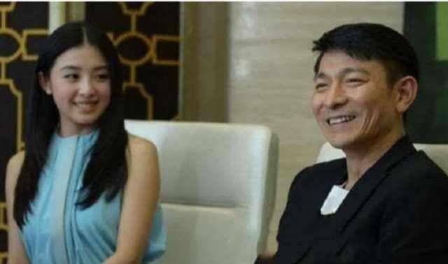 刘德华让助理把她到房间来,她知道后很害怕,助理:你想多了_张含韵