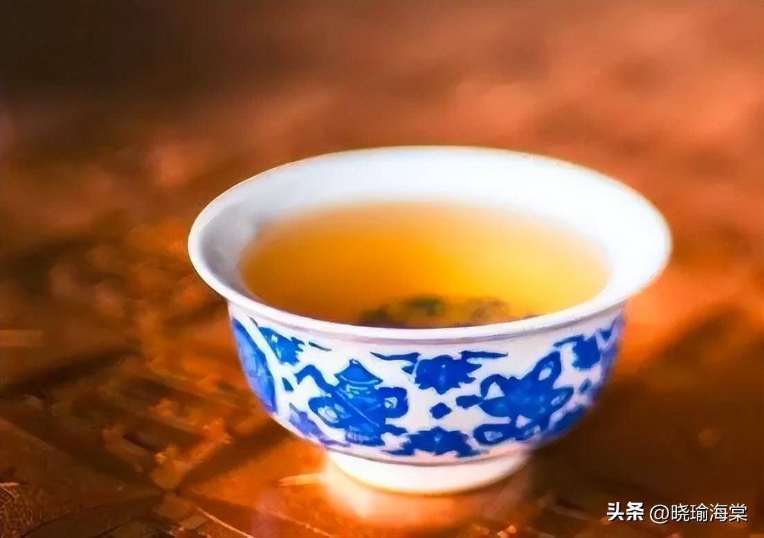 "反向喝茶"不可取,奉劝爱喝茶的人,尽量远离喝茶时的4个误区_茶叶