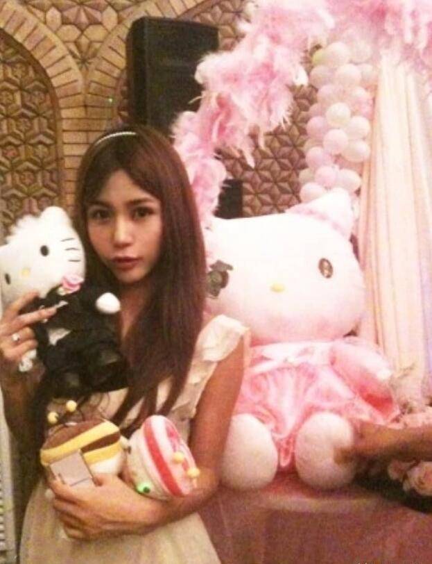 被说12年,宁坐宝马哭的马诺,如今得偿所愿了吗?_嘉宾_非诚勿扰_女孩