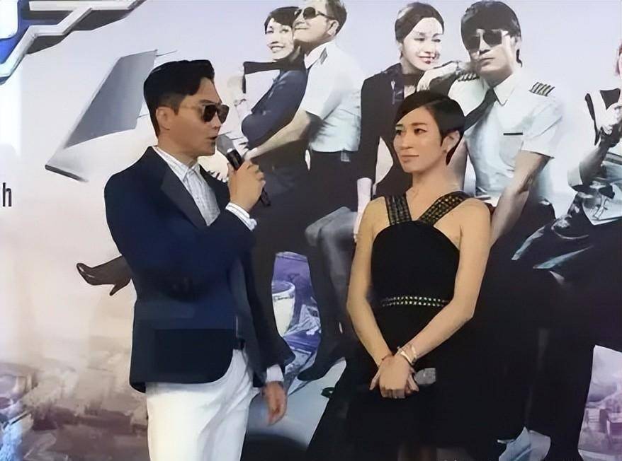 与佘诗曼绯闻不断,却转身娶了刚跟富商分手的袁咏仪,张智霖怎样了