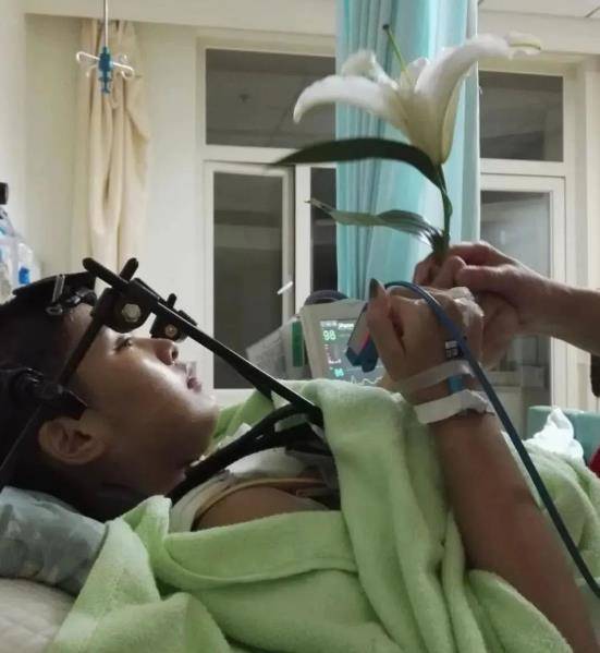 25岁遭遇车祸高位瘫痪,4年后逆风翻盘,这个贵阳女孩咋这么猛?