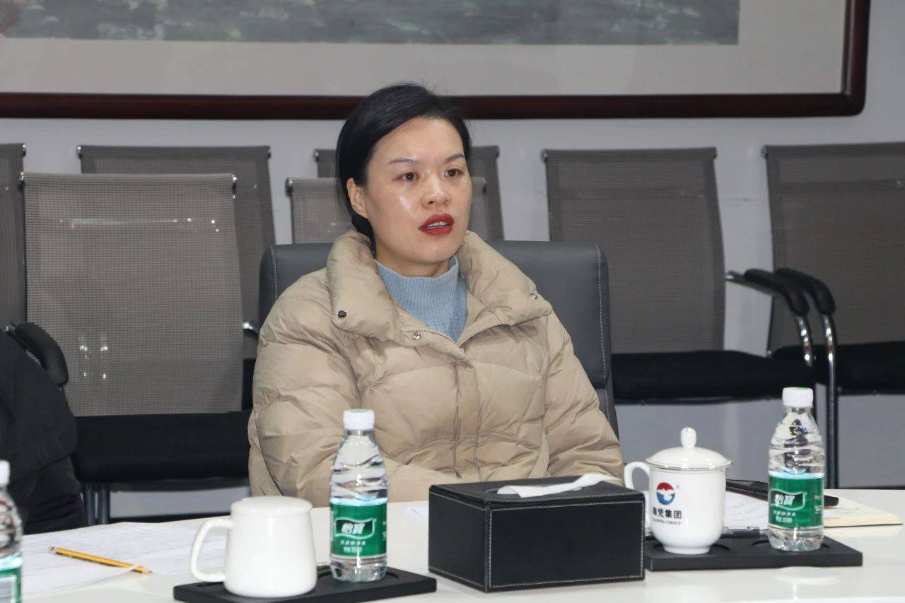 何丽红2月2日上午,湖南海凭医疗器械发展集团2023年度年终述职在海凭