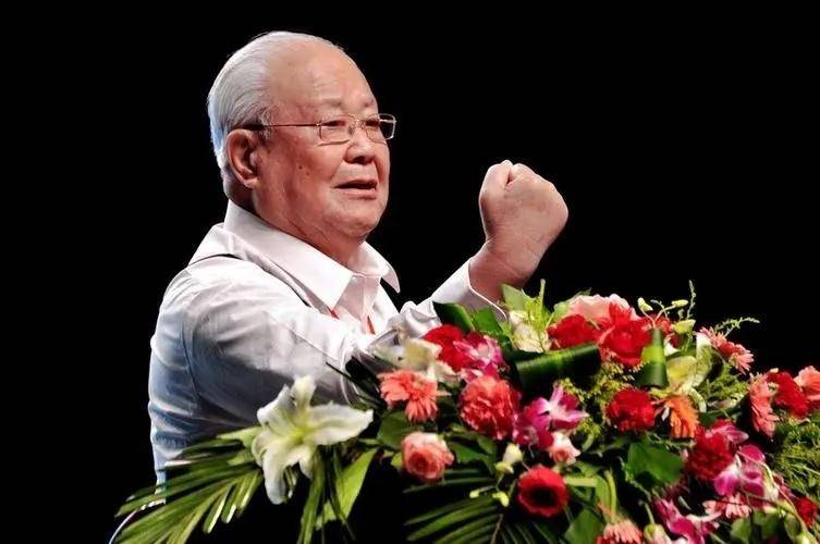 一代宗师杨振铎:太极拳的国际使者,让世界领略中国武术的魅力_杨氏