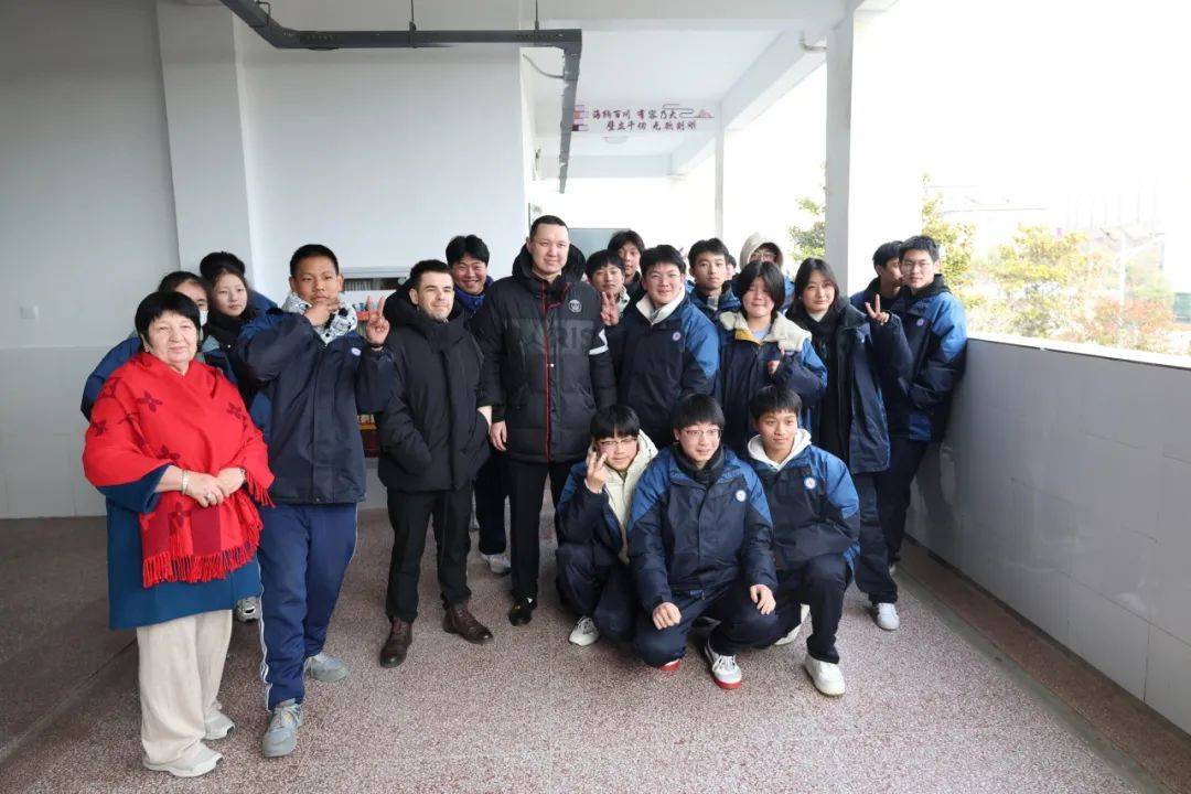 俄罗斯国际奥林匹克竞赛暨国际合作办学交流会在东台富腾学校举行