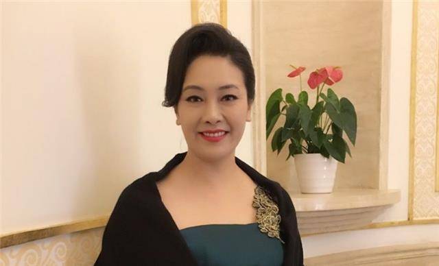 她一生追求者无数,申军谊为她抛妻弃子,同居8年后嫁其兄弟_生活_家庭