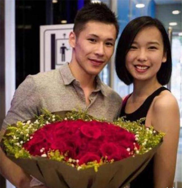 奥运冠军张成龙,出身普通却被富婆倒追,如今身价过亿生活甜蜜_赵紫嫣