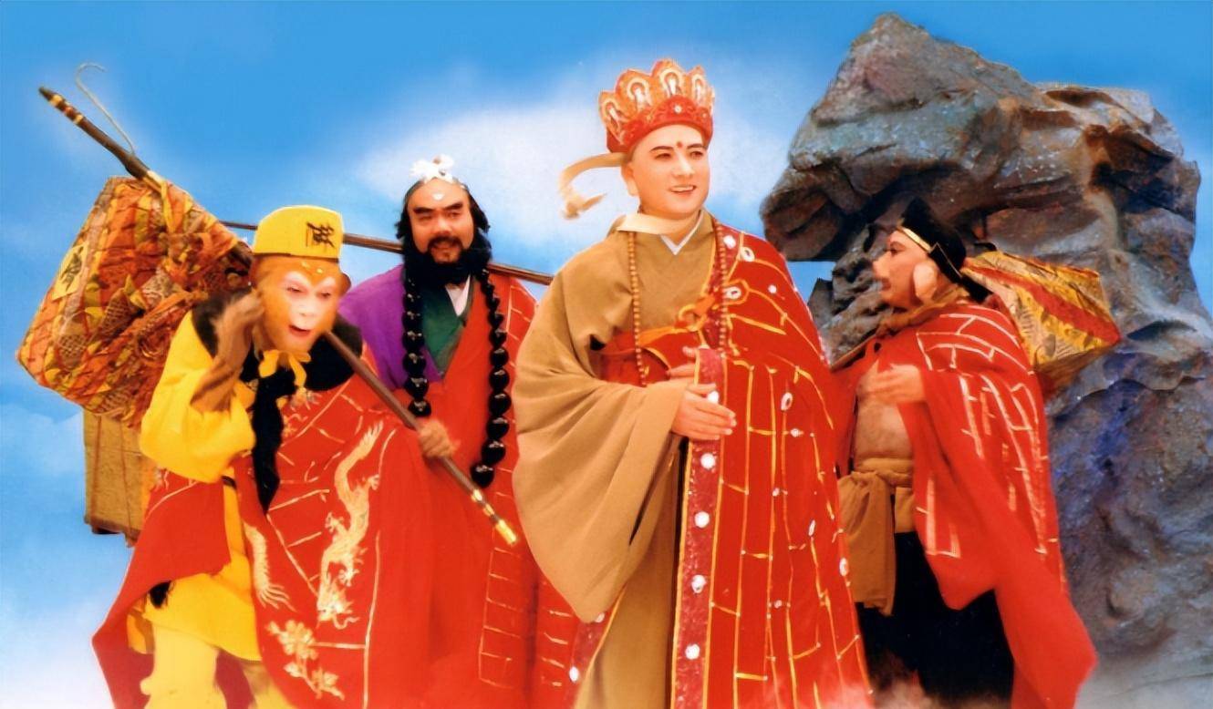 就拿师徒四人来说,起初最开始饰演"唐僧"这一角色的演员,并不是我们