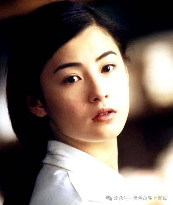 多年后,张柏芝含泪说出实情:真的好爱他!_照片_明星_生活