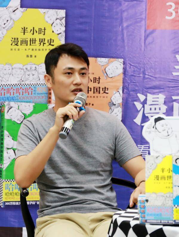她要跟这个自称"二混子"的小伙子见一面,因为,她突然意识到一个巨大的