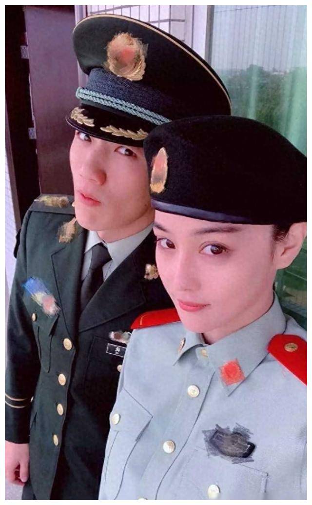 张馨予旅游晒图遭嘲笑,回击军嫂风范,直面非议._何捷_爱情_真爱