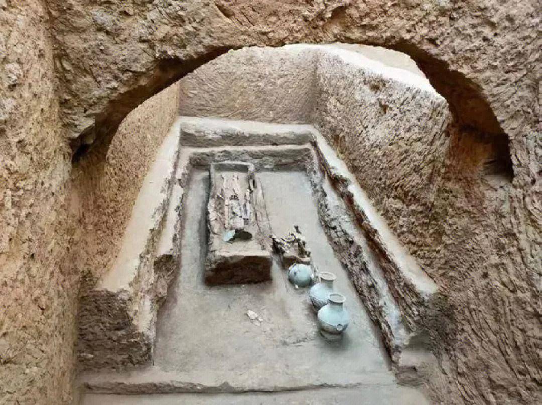 关口西汉一号墓出土23个木牌,对于天干地支研究有不可估量意义