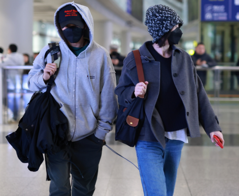 王菲谢霆锋年后首秀恩爱!