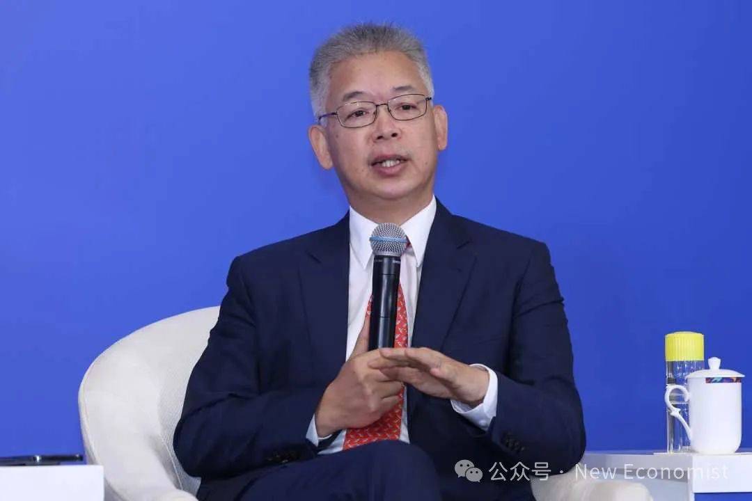 黄益平:一位经济学家的家国情怀_改革_发展_农村