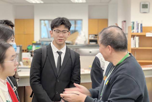 大学李嘉诚医学院,玛丽医院,香港医学博物馆,余振强医学图书馆等地,近