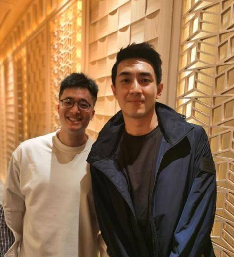 林更新近照曝光,胡子拉碴略显憔悴,网友:长得一般,还没你帅!