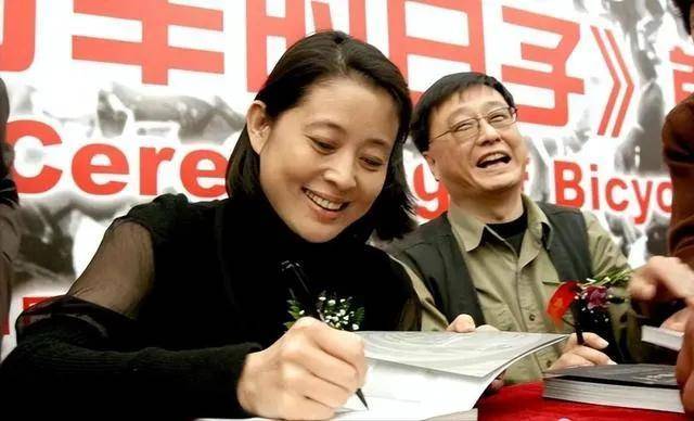 倪萍"感谢陈凯歌不娶的恩情"儿子很孝顺,老公是绝世好男人_陈红_电视