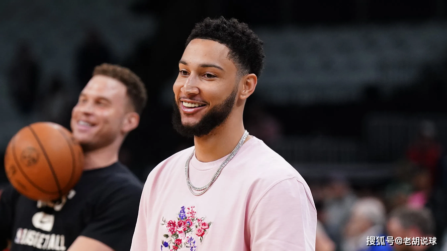 一个赛季就打十几场比赛,要这样一位球员难道是当吉祥物吗?