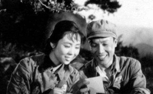 印刷厂女退休工,生病欠下3万巨款,身份被曝光后才知不简单_解秀梅