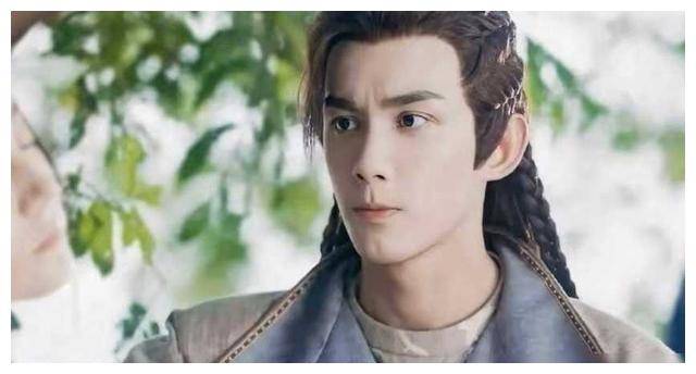 吴磊,颜值蜕变:从天真可爱到帅气绝伦,24年后令人惊艳.