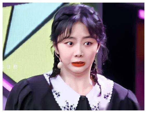 谭松韵:宿舍最普通的?看神仙打架合照,豁然开朗!_生活_低调_魅力