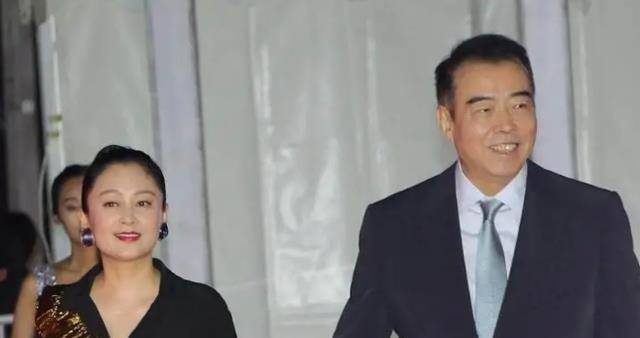 澄清小林青霞假身材,炮轰吴君如,将杨幂踢出剧组_陈凯歌_倪萍_电影