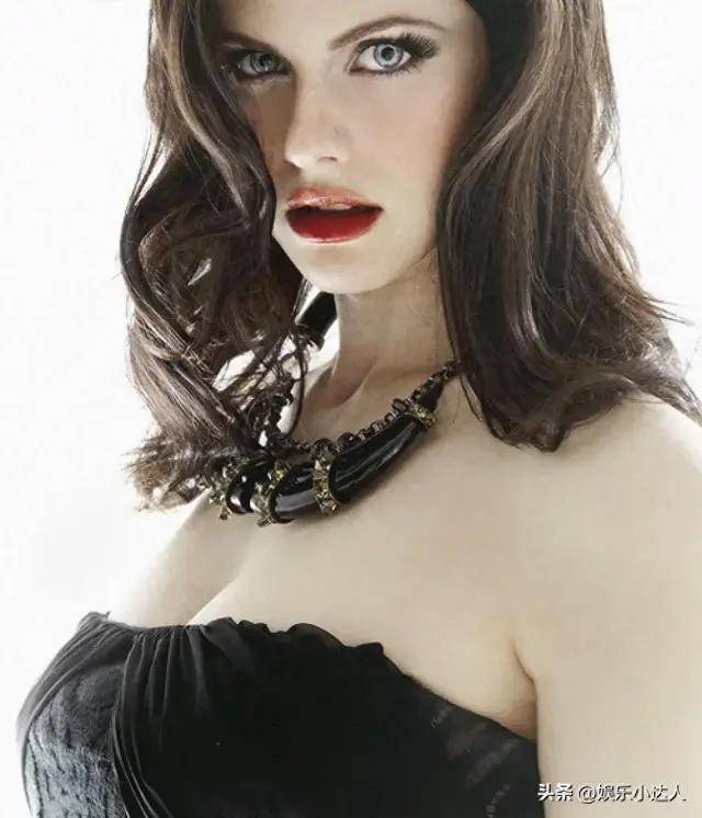 亚历桑德拉·达达里奥:跨国影星,耀眼光芒照亮大千世界!_andra_观众_