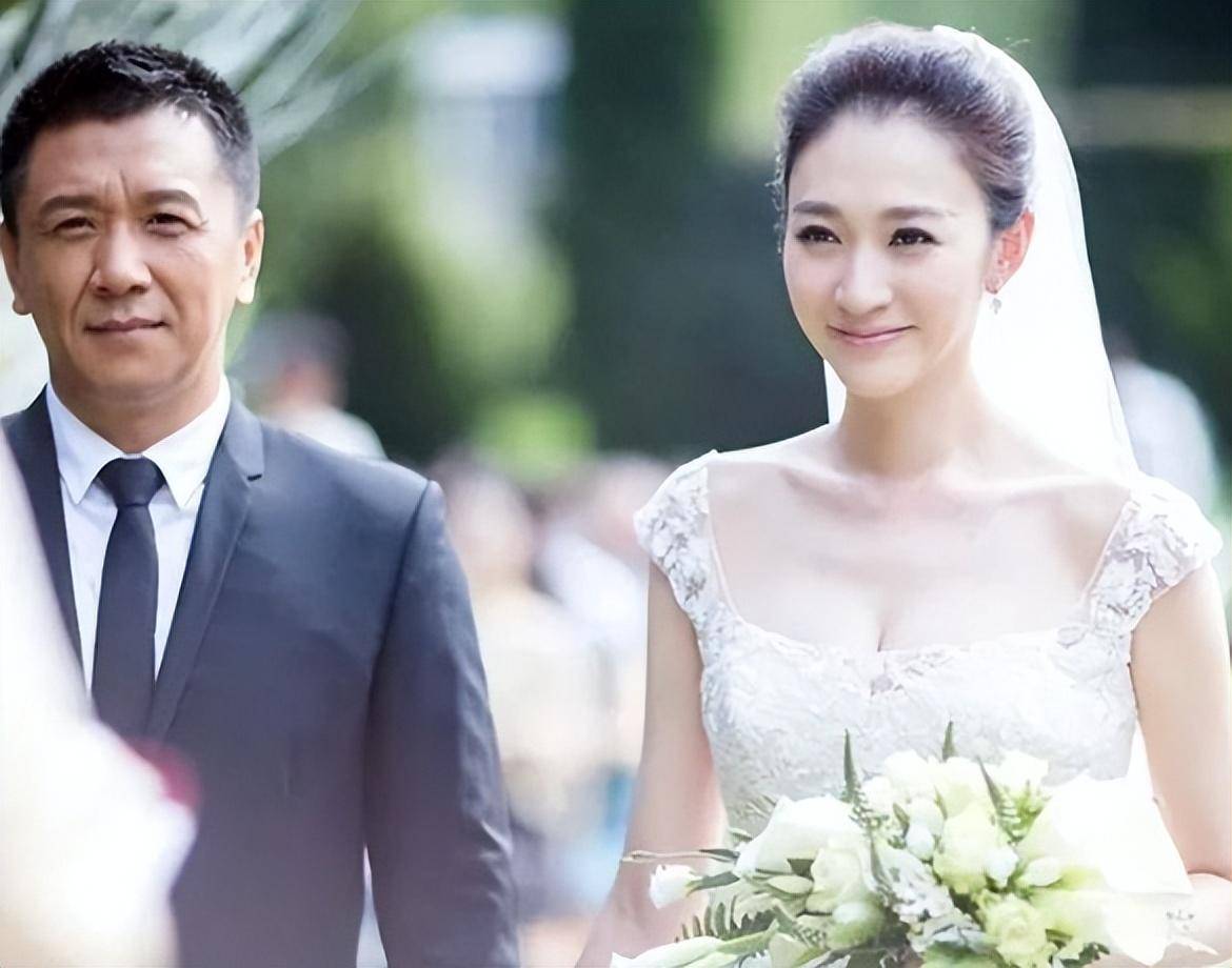 三女二男的爱恨纠葛,细说李小冉,大姐和殷桃的"重叠"爱情_孙东海_女