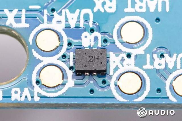 phiaton斐雅通bolt bt700真无线耳机拆解,搭载动铁单元