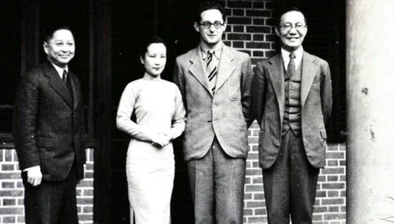 自此之后,蓝妮与孙科出双入对,过起了神仙伴侣般的日子.