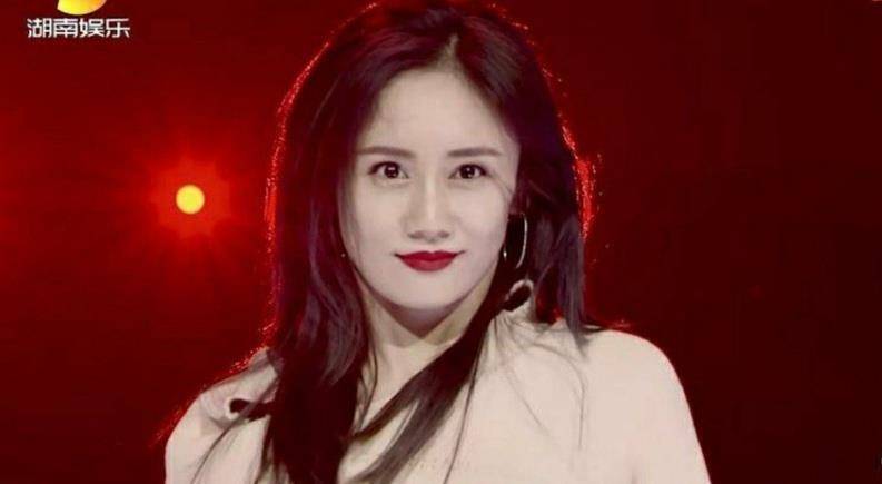 淘汰名单的备忘录上,我们看见了海陆,王智,朱婧汐,许飞,刘芸的名字