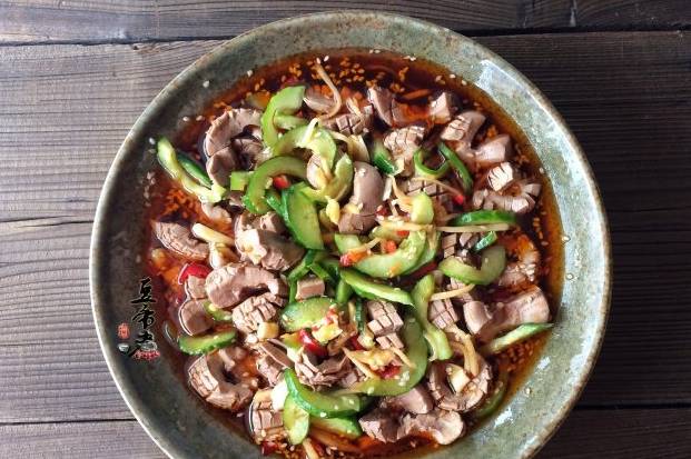 这菜隔三差五不做个,馋得难受,端上桌就抢光,实在是太好吃的错_腰花