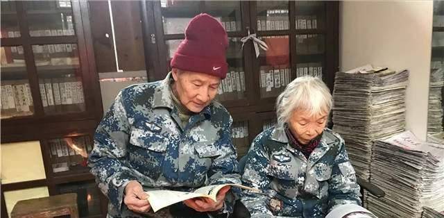 马旭:中国首位女跳伞员,为家乡捐300万,自己却住平房用旧家具_丈夫