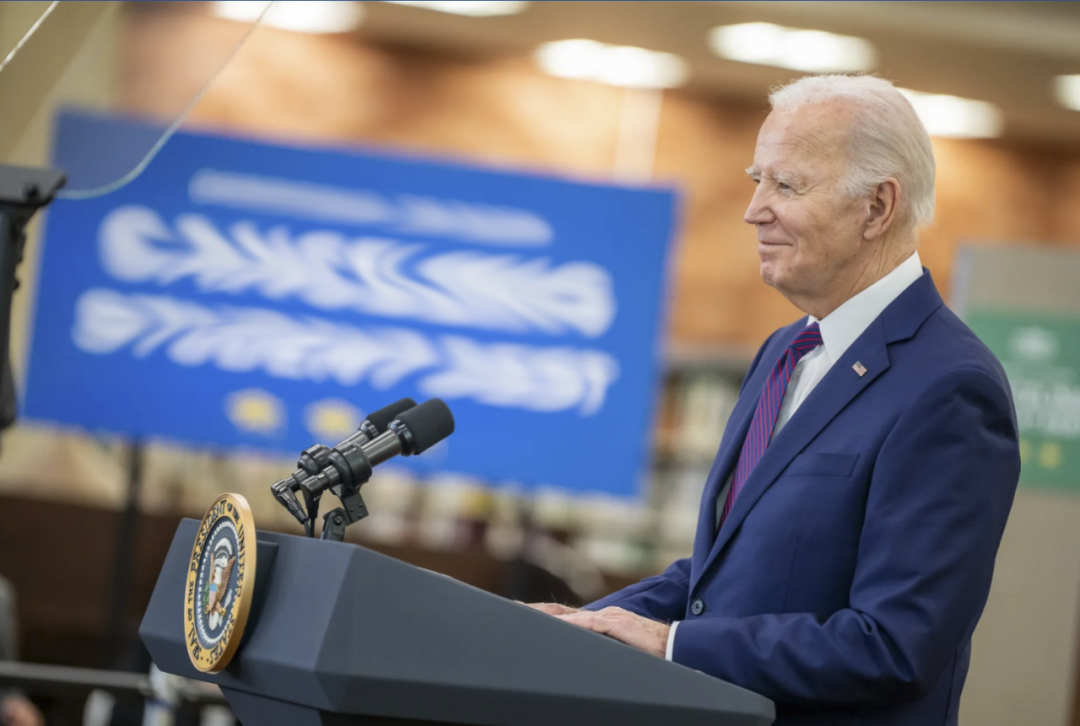 重磅 | 拜登还是出手了,中国新能源汽车难以登上新大陆