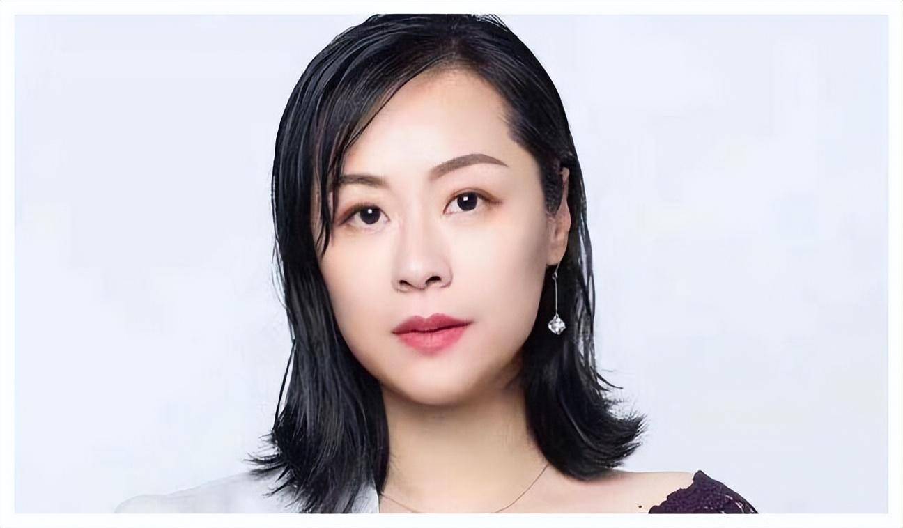 她曾是巩俐的"御用替身",却因《父母爱情》走红,最终咸鱼翻身_王丽涵