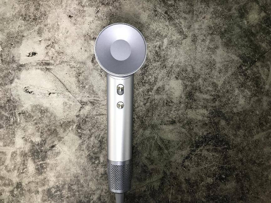 戴森,初扉,徕芬高速电吹风机好用吗?最强养发型号测评!