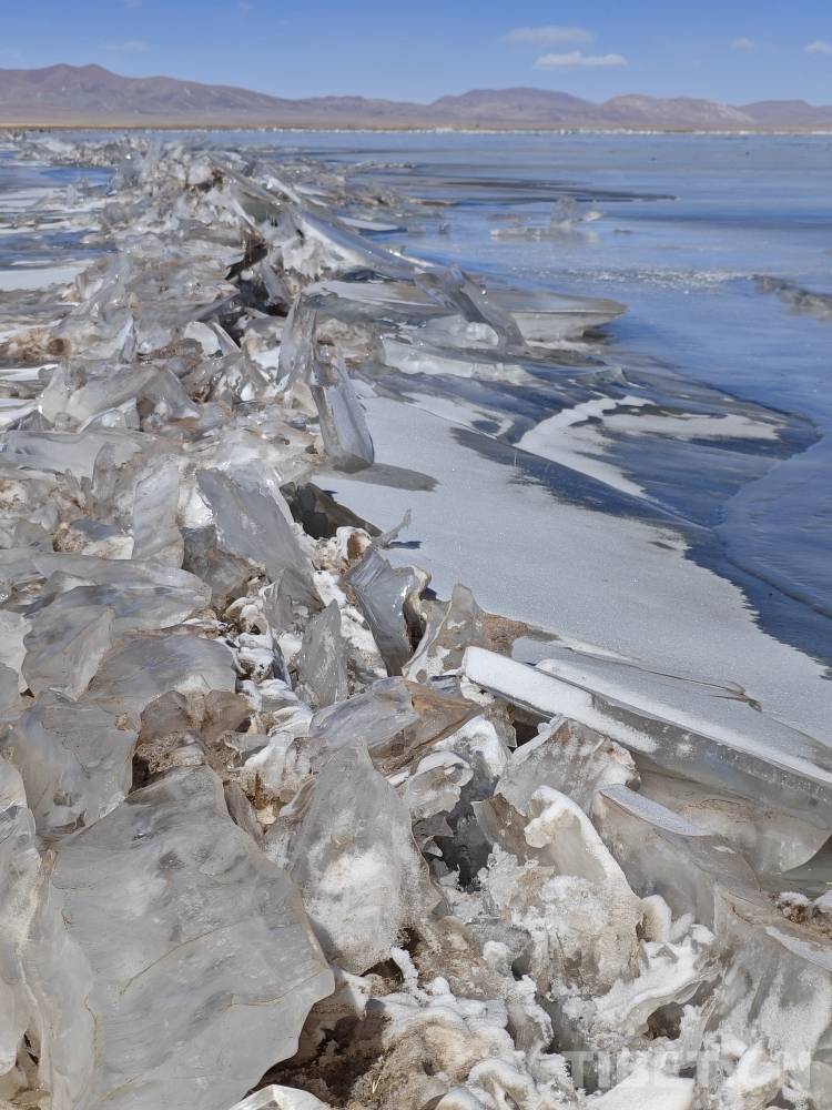 大山大湖之冰封错那湖_帕洛扎_那曲_冰层