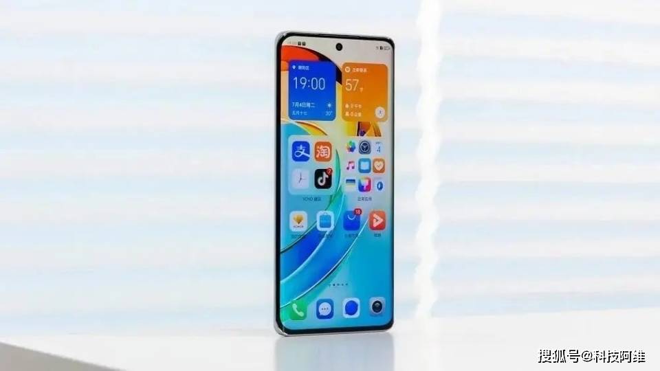 依然有消费者会想要买这种手机,例如曾经的小米6,华为mate20 pro等