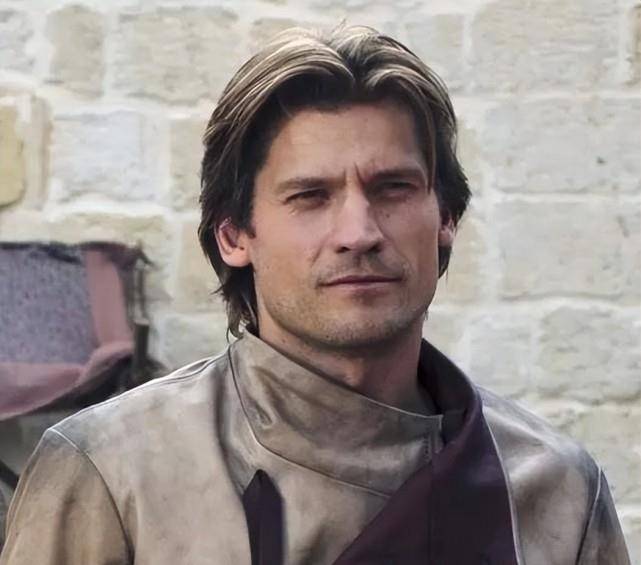 《权游》中的人物军事才能排名,泰温第一,龙妈第五_坦尼斯_罗柏_劳勃