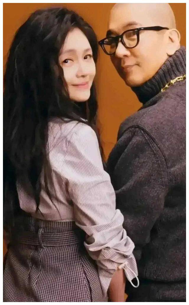 光头出轨韩国有家室瓜曝神秘见证人撞见太离谱了