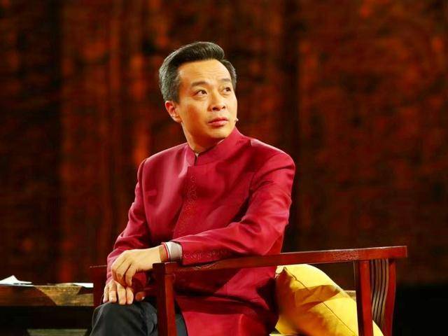 康震作诗屡屡翻车:为何饱读诗词的大学教授,创作不出优秀作品?