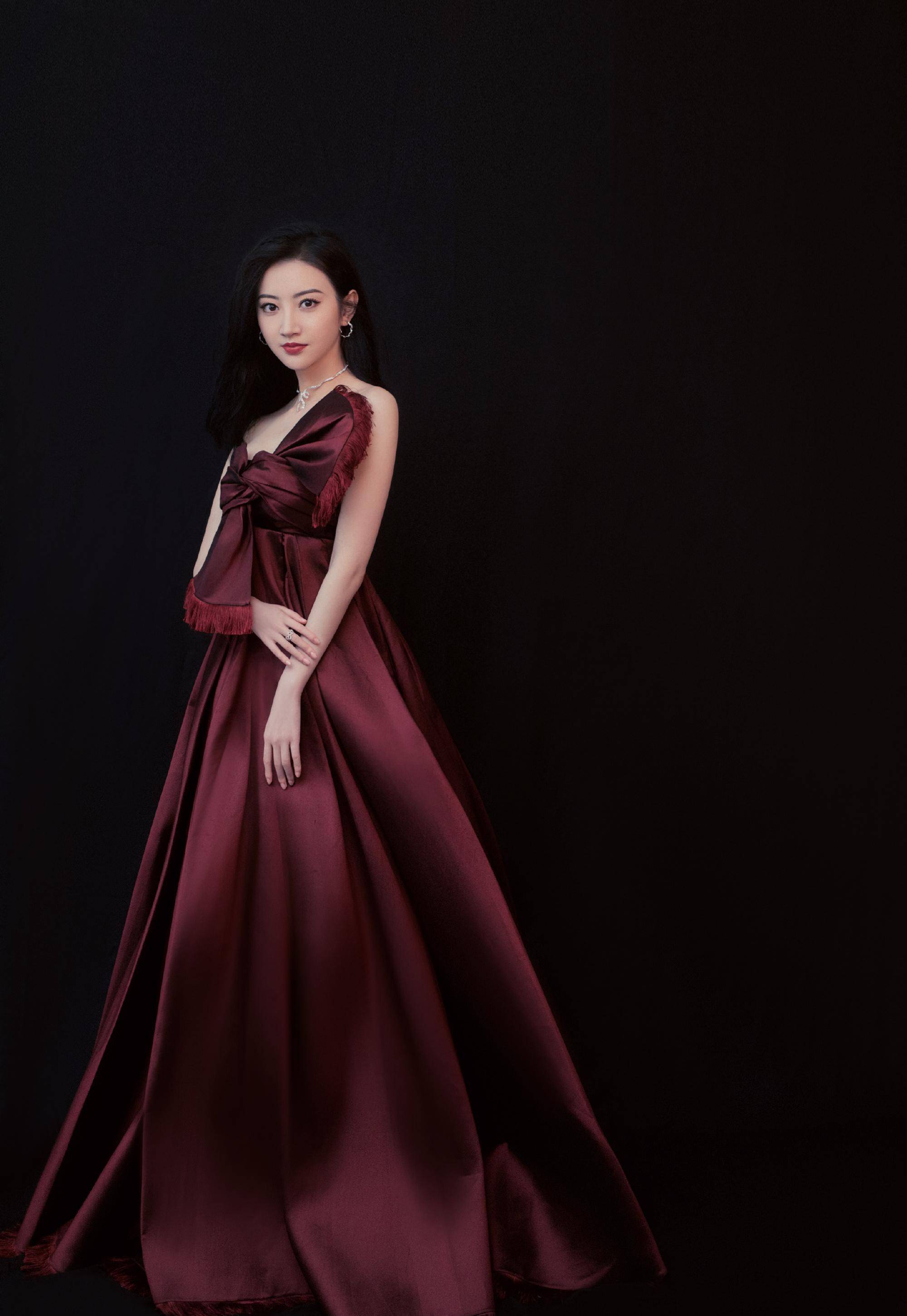 景甜无美颜无滤镜素颜出镜,颜值却被忽视,大家关注的居然是衣服_装饰