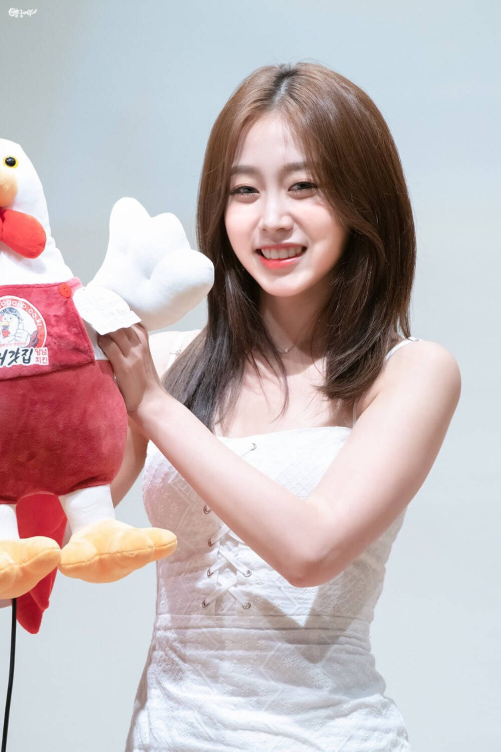 lovelyz解散后,徐智秀选择工厂女工新人生:网友大赞其