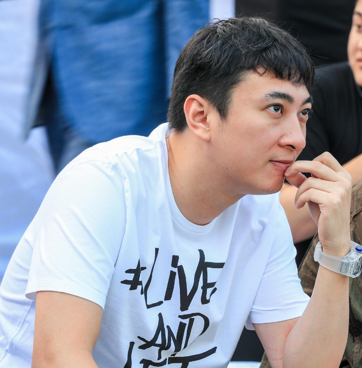 王思聪事情反转了?爆料女方发"私人照"给自己,网友:就这?