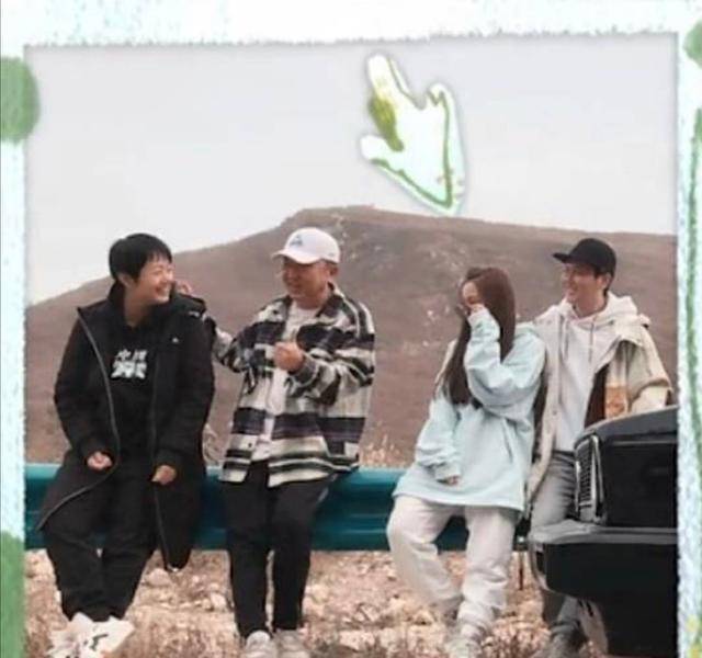 知道了因买马结识,大伙都在一旁猜测,孟鹤堂的现任媳妇肯定出身高贵