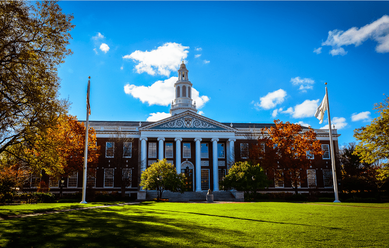 哈佛大学肯尼迪政治学院是哈佛大学的公共政策与公共管理学院.